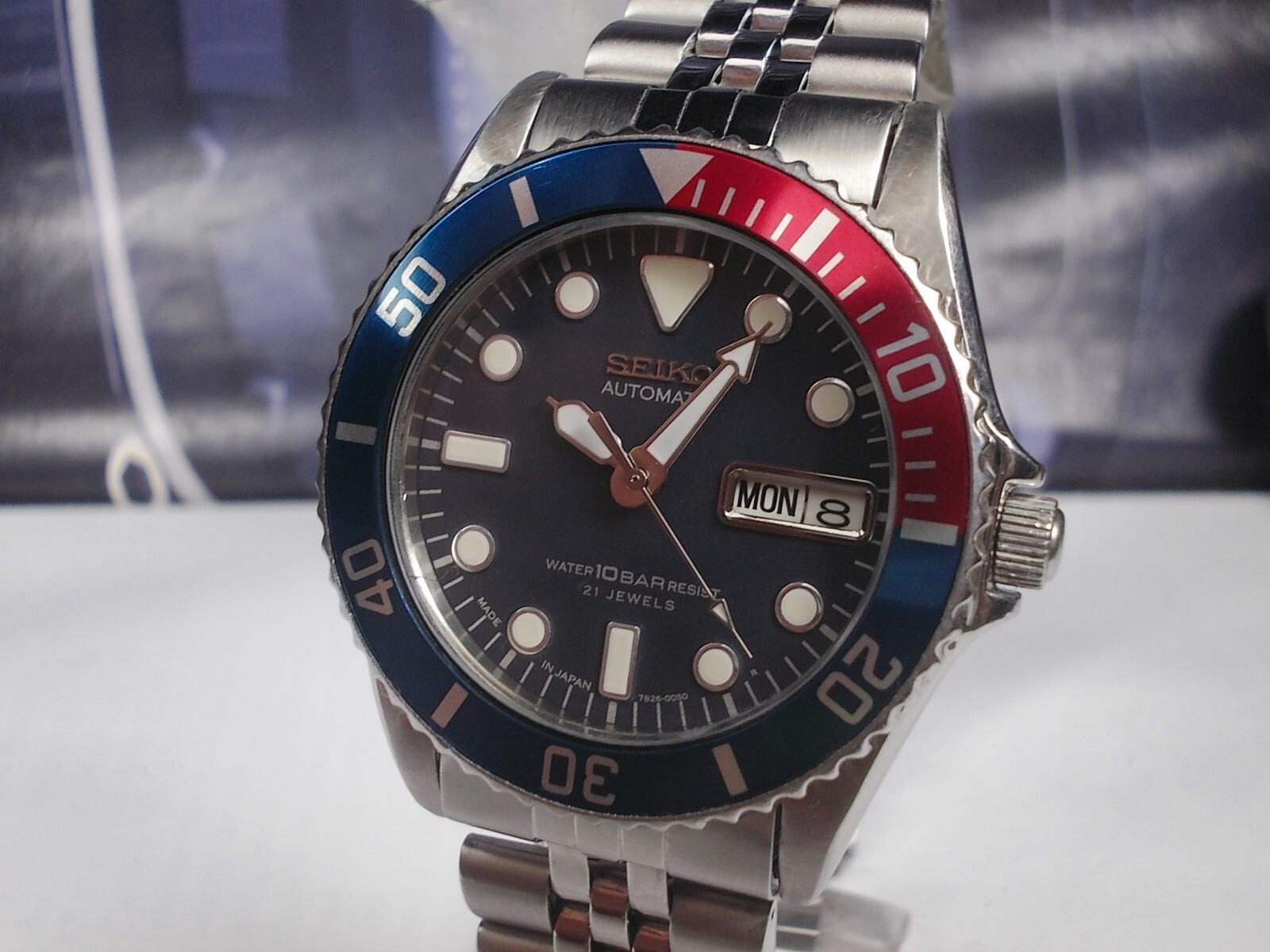 SEIKO 10BAR SKX025J JAPAN DAYDATE MIDSIZE WATCH 7S260050 PEPSI SN 671716 EBG