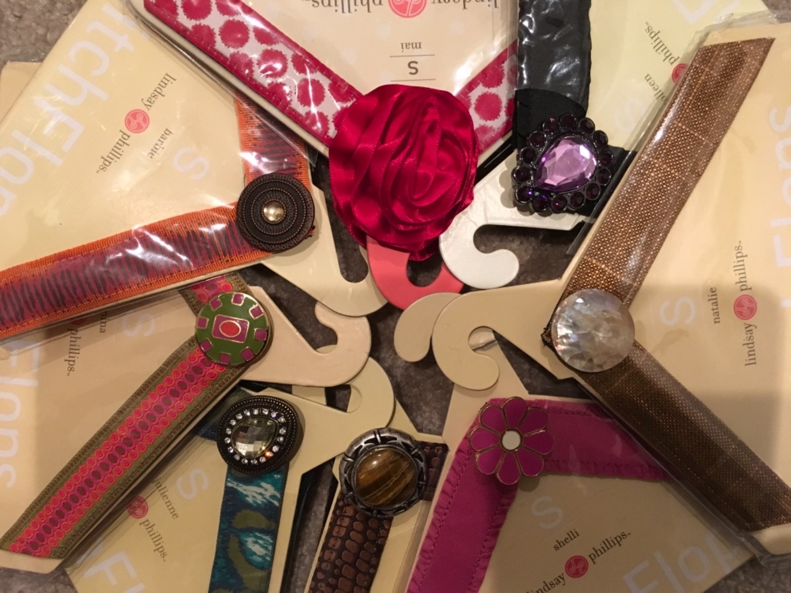 NEW HUGE LOT Lindsay Phillips Switchflops Straps - size small 5/6 - 8 sets!