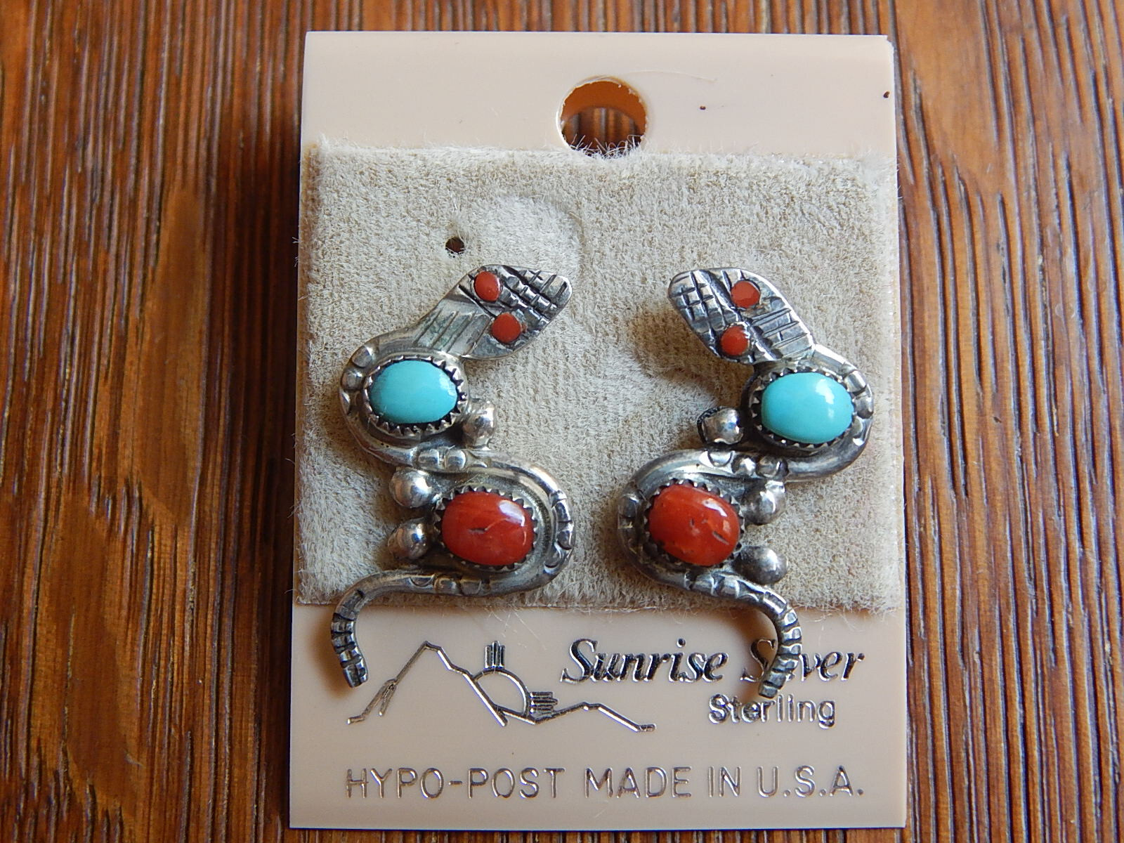 Fanbulous Vintage Native American Navajo Turquoise Snake Eye Sterling Silver Pin Pendant Old Fanbulous Vintage Native American Navajo Turquoise Snake Eye Sterling Silver Pin Pendant Old