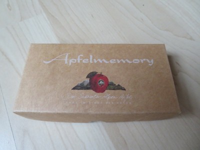 Apfel-Memory, Werbung von Südtirol in Originalbox, ca. 11,5 x 5,3 x 2 cm