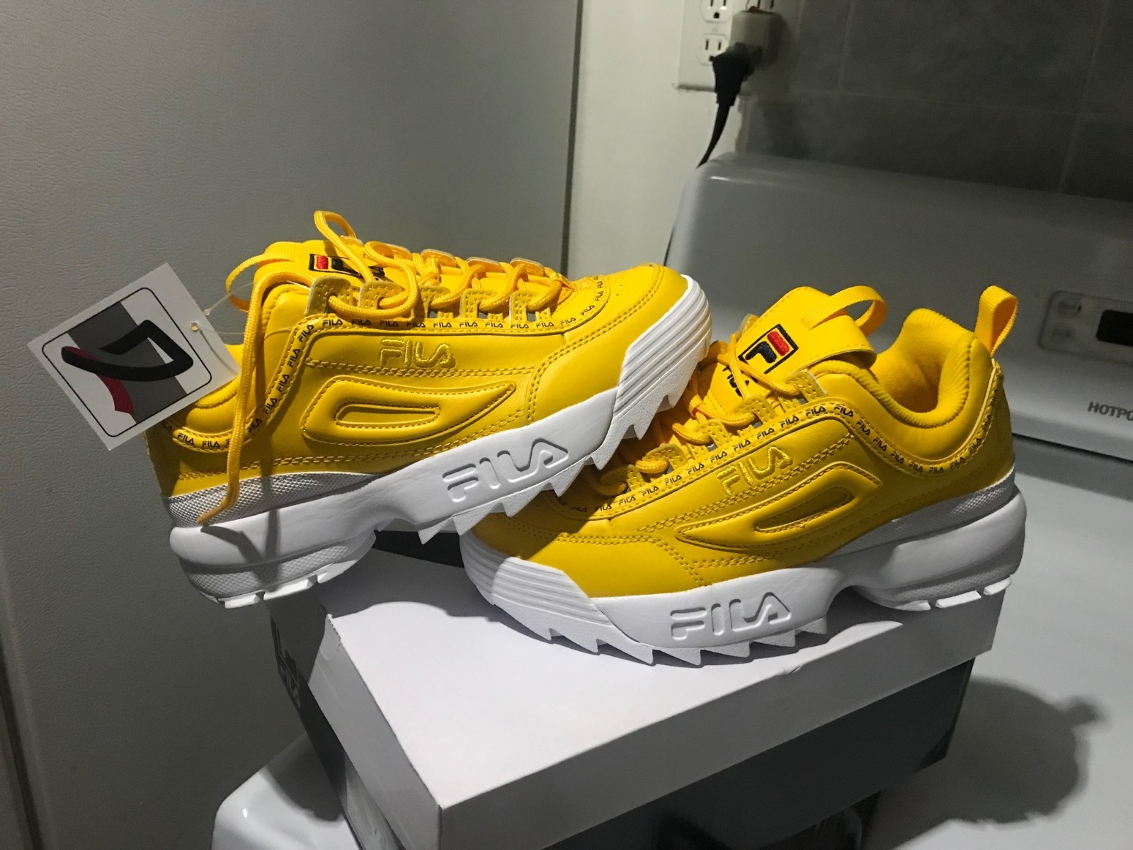 Купить FILA Disruptor Repeat Canary Yellow White 5FM00079 Women заказать с доставкой