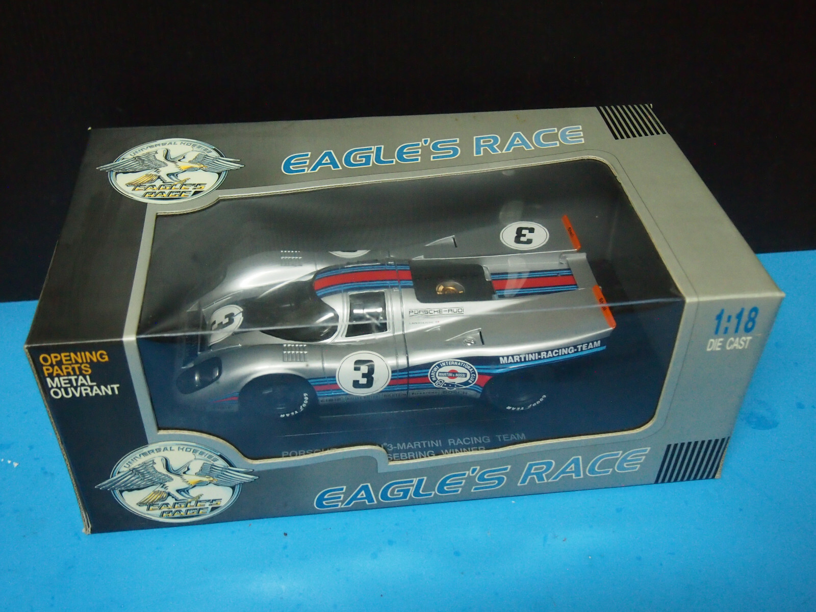 Eagle's Race 1/18 Scale 90500 - Porsche 917K #3 Martini 1971 Eagle's Race 1/18 Scale 90500 - Porsche 917K #3 Martini 1971