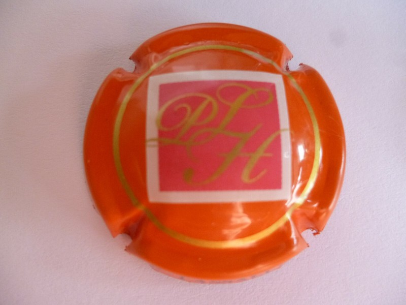 Capsule Lassalle Hanin, Fond Orange, CarrÃ© Rose, Ã©Criture Or, Nouvelle