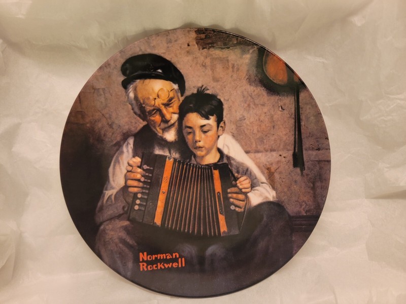"The Music Maker" Norman Rockwell Knowles plate