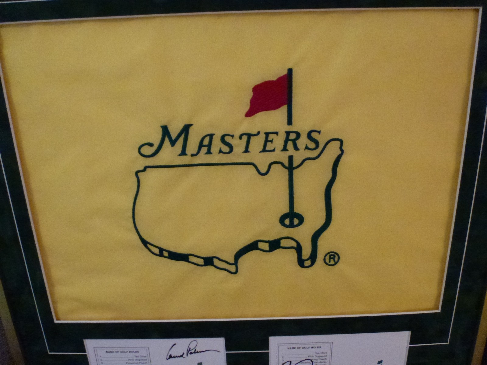 ARNOLD PALMER & JACK NICKLAUS Autographs The Masters at Augusta Flag & tee cards