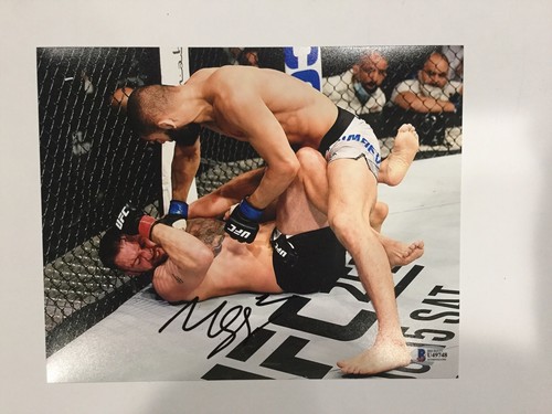 Khamzat Chimaev BORZ Signed Autographed 8x10 Photo BECKETT BAS COA e