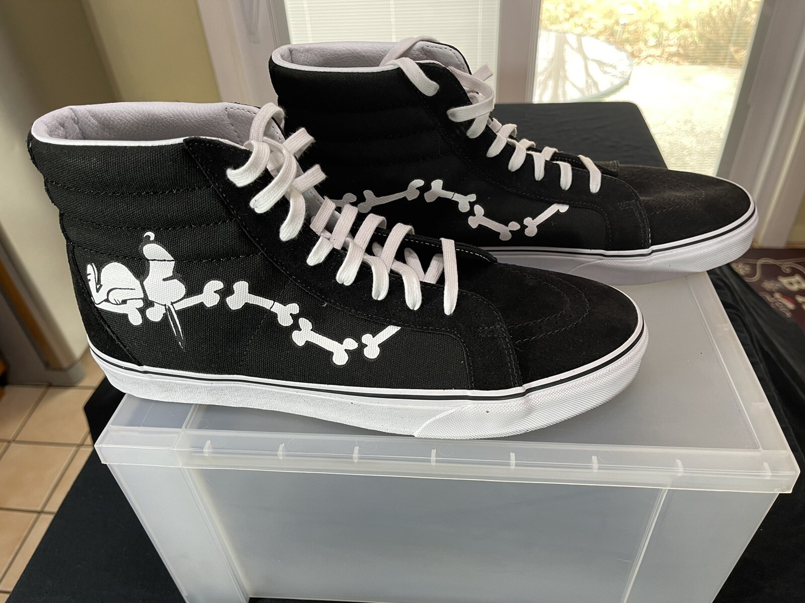 Vans Sk8-Hi X Peanuts Snoopy Bones, Black/White, Size 13: купить с  доставкой из США, цена 16 133 руб - (185224406899)
