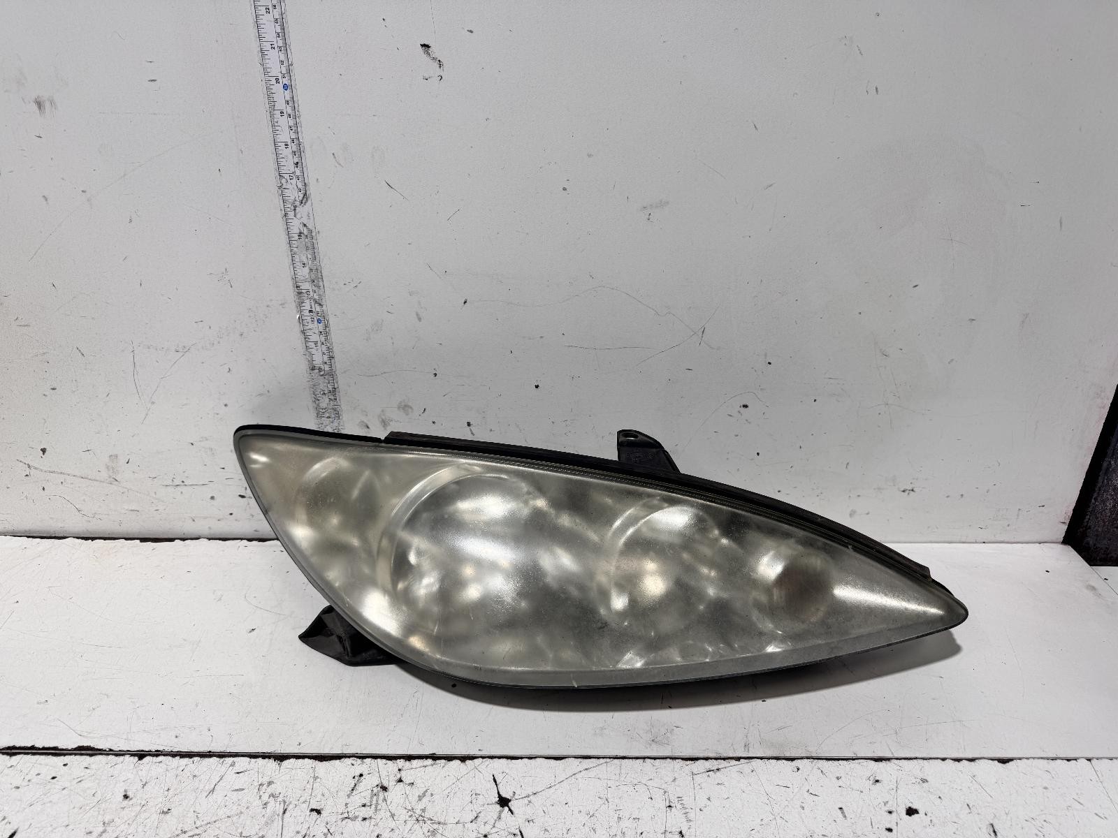 Toyota Camry Right Head Light MCV36 09/2004-05/2006
