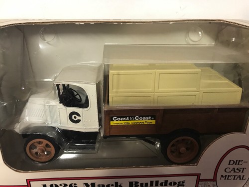 ERTL Replica MAC 1926 Bull Dog COAST TO COAST TOTAL HARDWARE Truck Bank 1:38