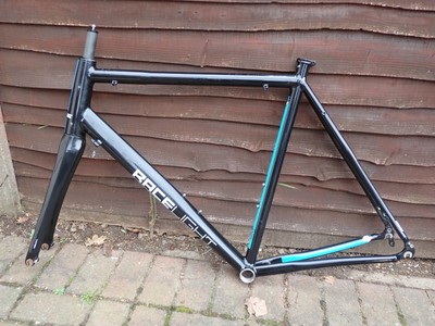 Kinesis 4S frameset 58cm seat 58cm top tube Kinesium tubing Tracer carbon fork