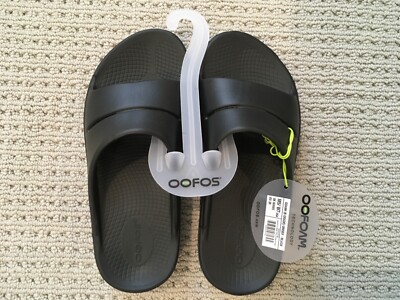 OOFOS OOahh UNISEX SLIDE IN BLACK WOMENS SIZE 7/MENS SIZE 5 BRAND NEW WITH TAGS