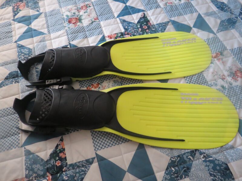 Dacor Tracker Snorkeling Diving Fin Flippers Neon Yellow Black Size L-xl
