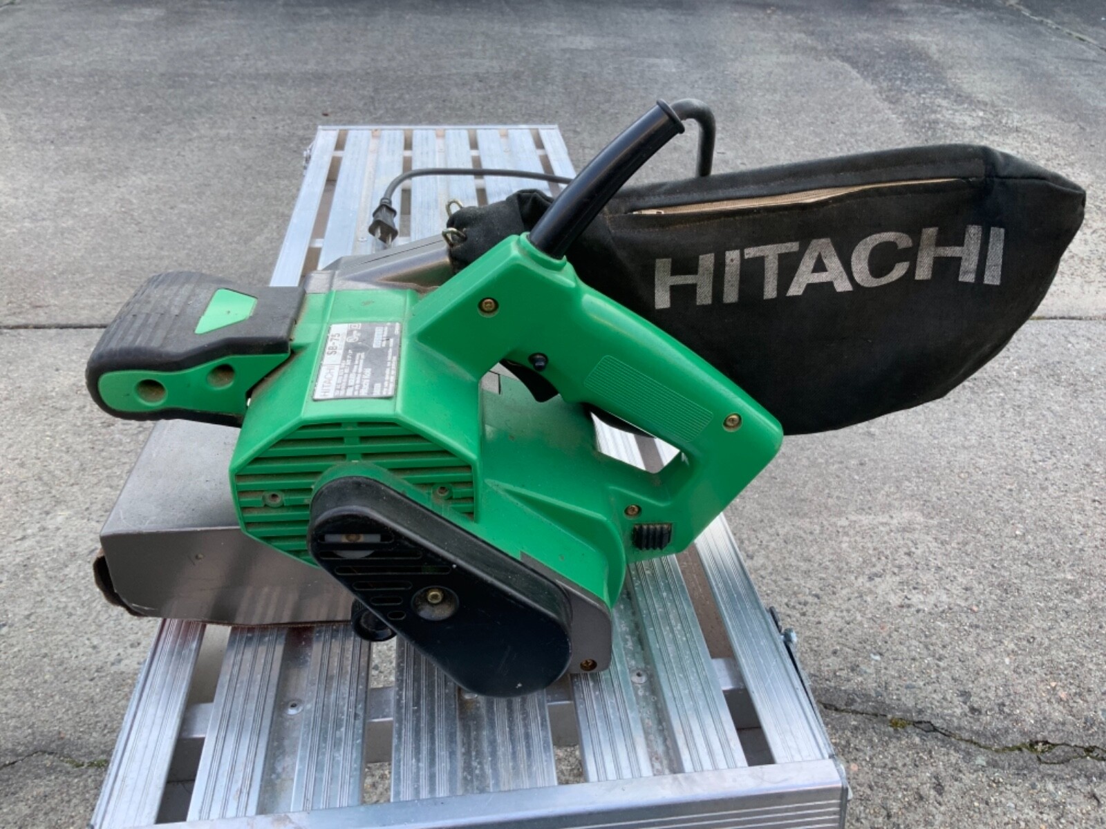 Hitachi SB-75 3 inch Belt Sander