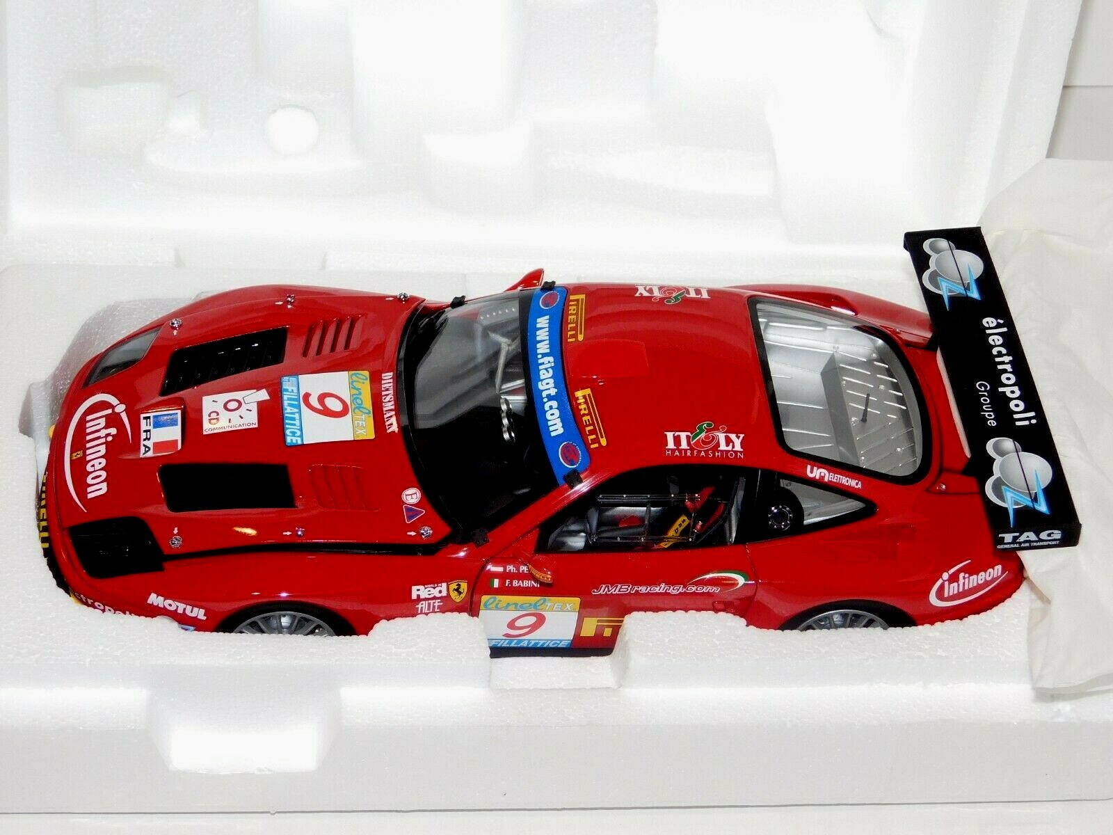 KYOSHO京商1/18Ferrari 575 Team JMB Estoril FERRARI 575 GTC TEAM J.M.B. #9 ESTORIL 2003 PETER BABINI