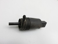 BMW 5er E39 530d 00-04 Waschwasserpumpe Waschpumpe BMW 5er E39 530d 00-04 09.04.2002 8377430 67128377430 gebraucht Vorschau 2