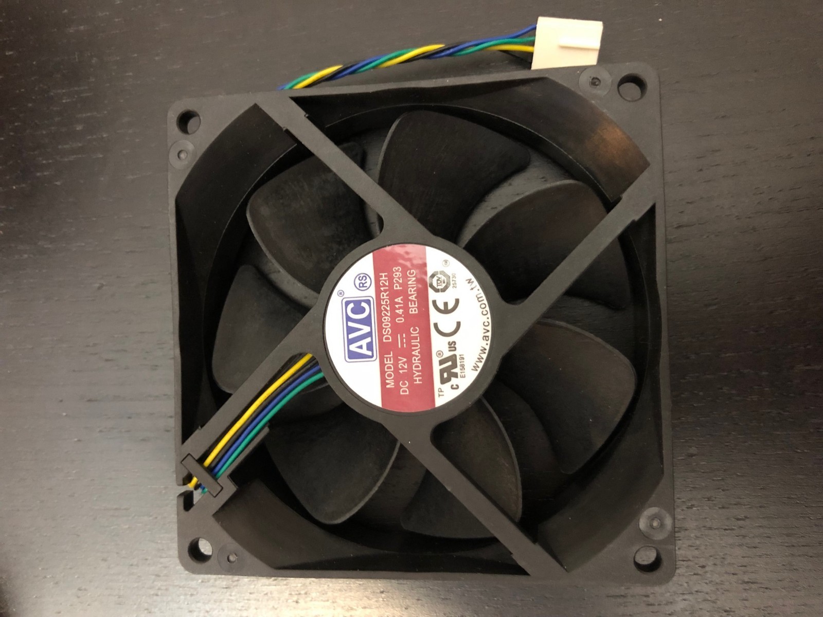 V00KT158 Lenovo Front System Fan 90FB000CUS 710-25ISH