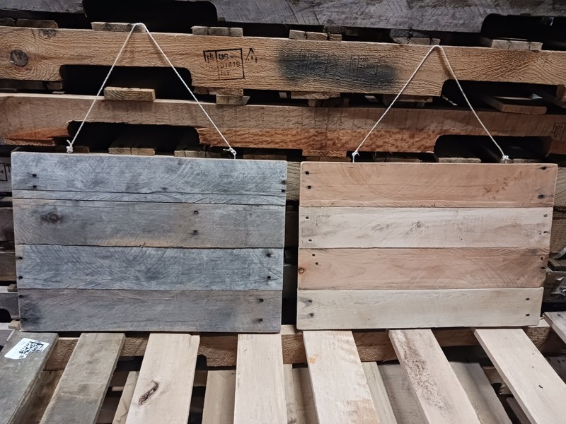 Reclaimed Pallet Wood Signs, Crafts, DIY, Gifts, Reclaimed Pallet Wood