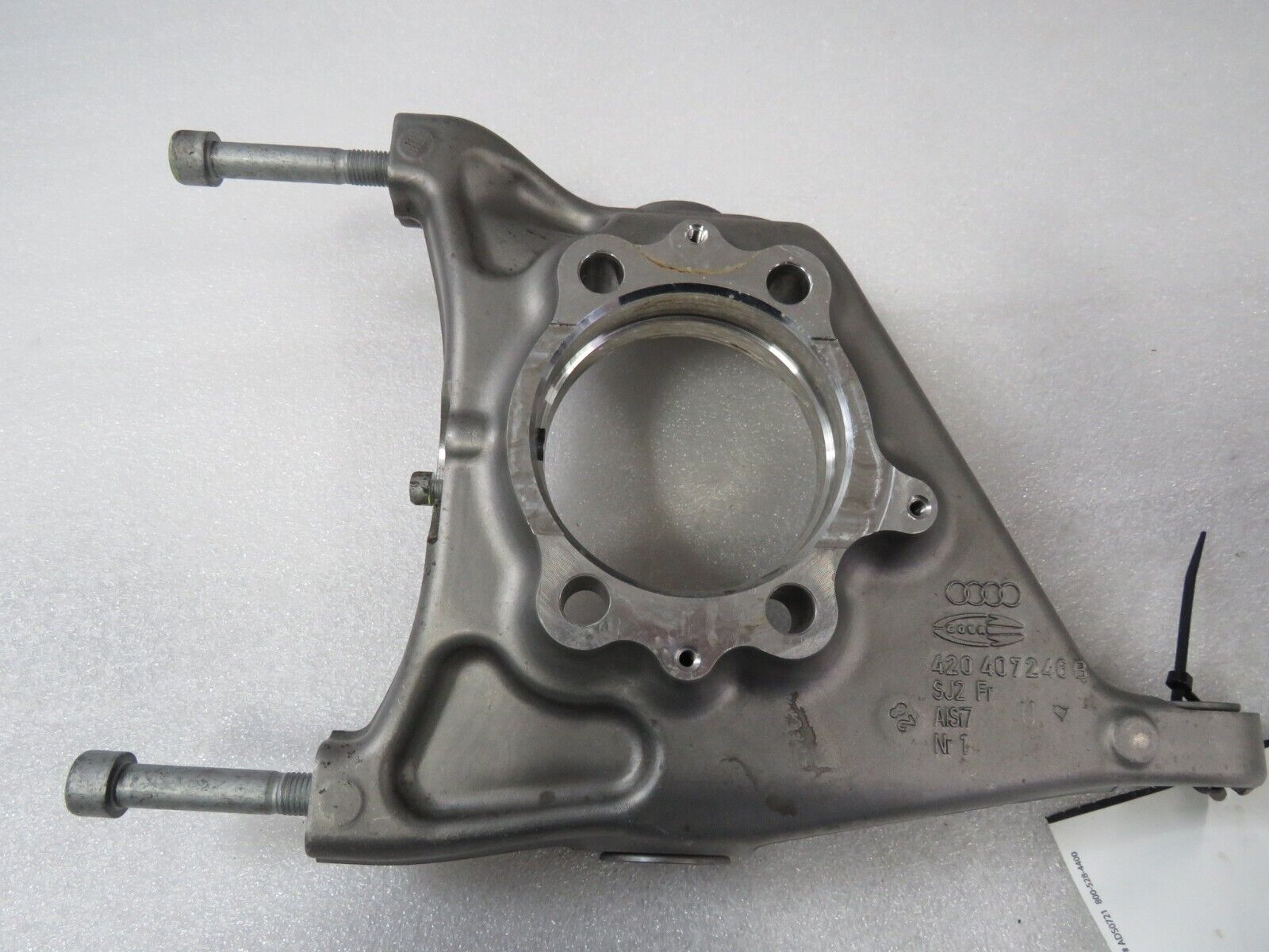 Lamborghini Gallardo, LP550, 560 RH, Front Spindle Knuckle, Used, P/N 420407246B Lamborghini Gallardo, LP550, 560 RH, Front Spindle Knuckle, Used, P/N 420407246B