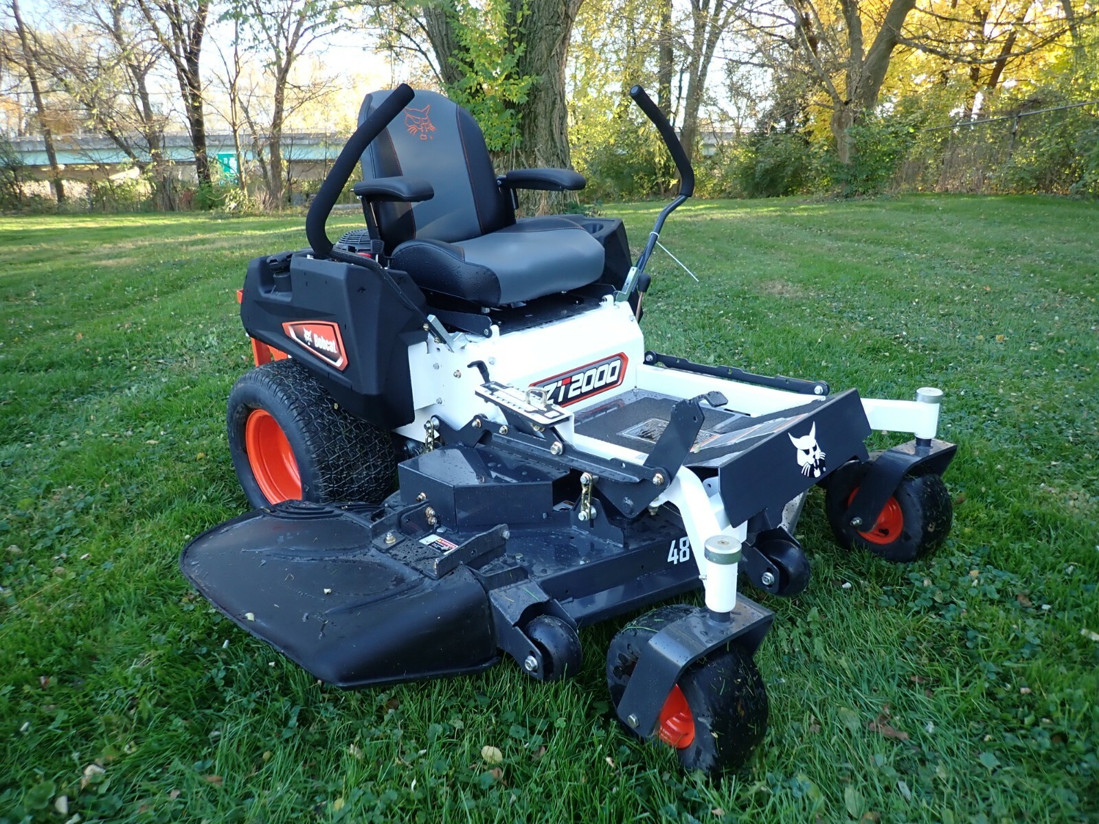 NEW BOBCAT ZT2000 ZERO TURN MOWER, 48" TUFDECK,