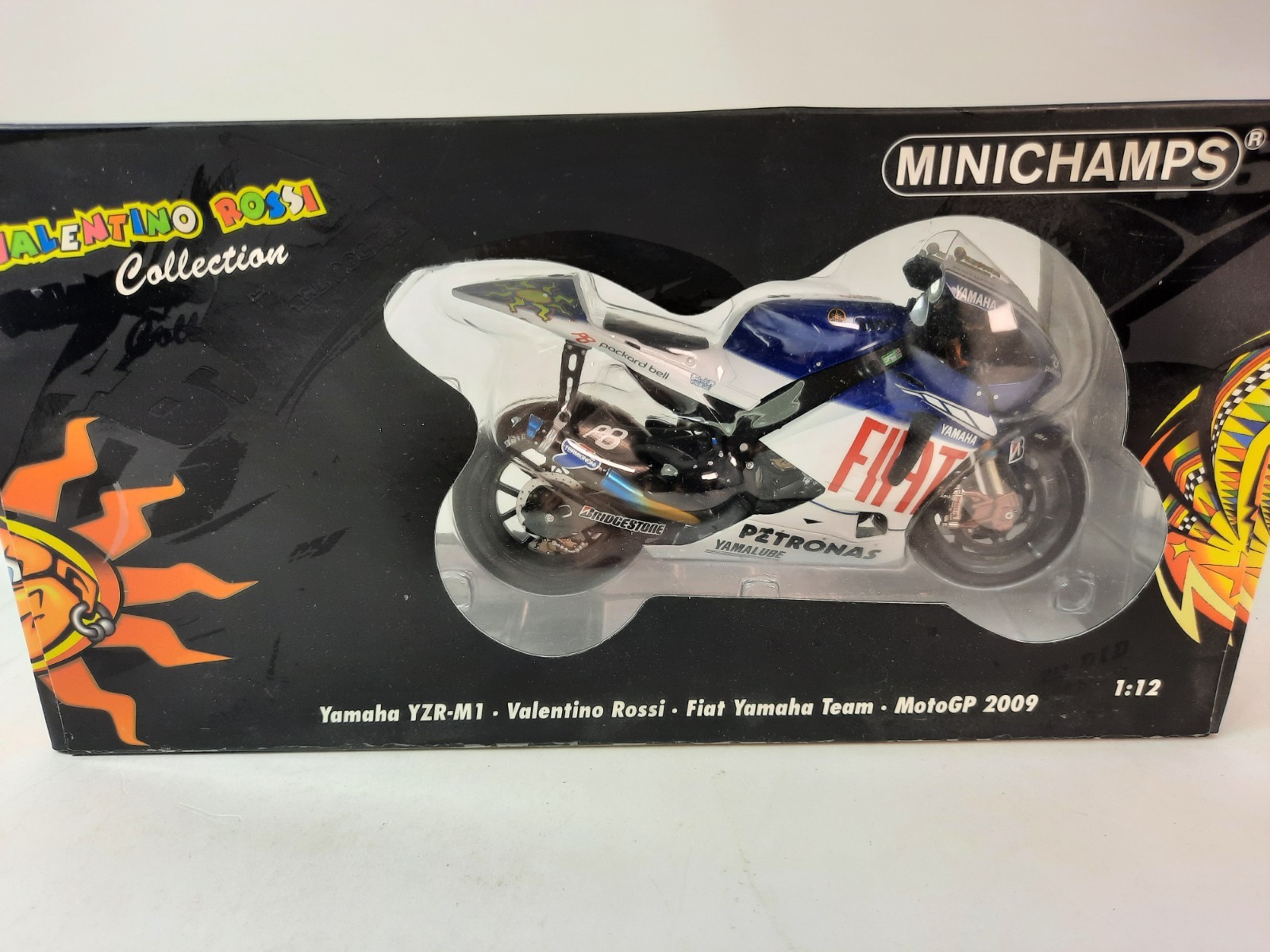 Minichamps Yamaha YZR-M1 #46 Valentino Rossi Motogp 2006