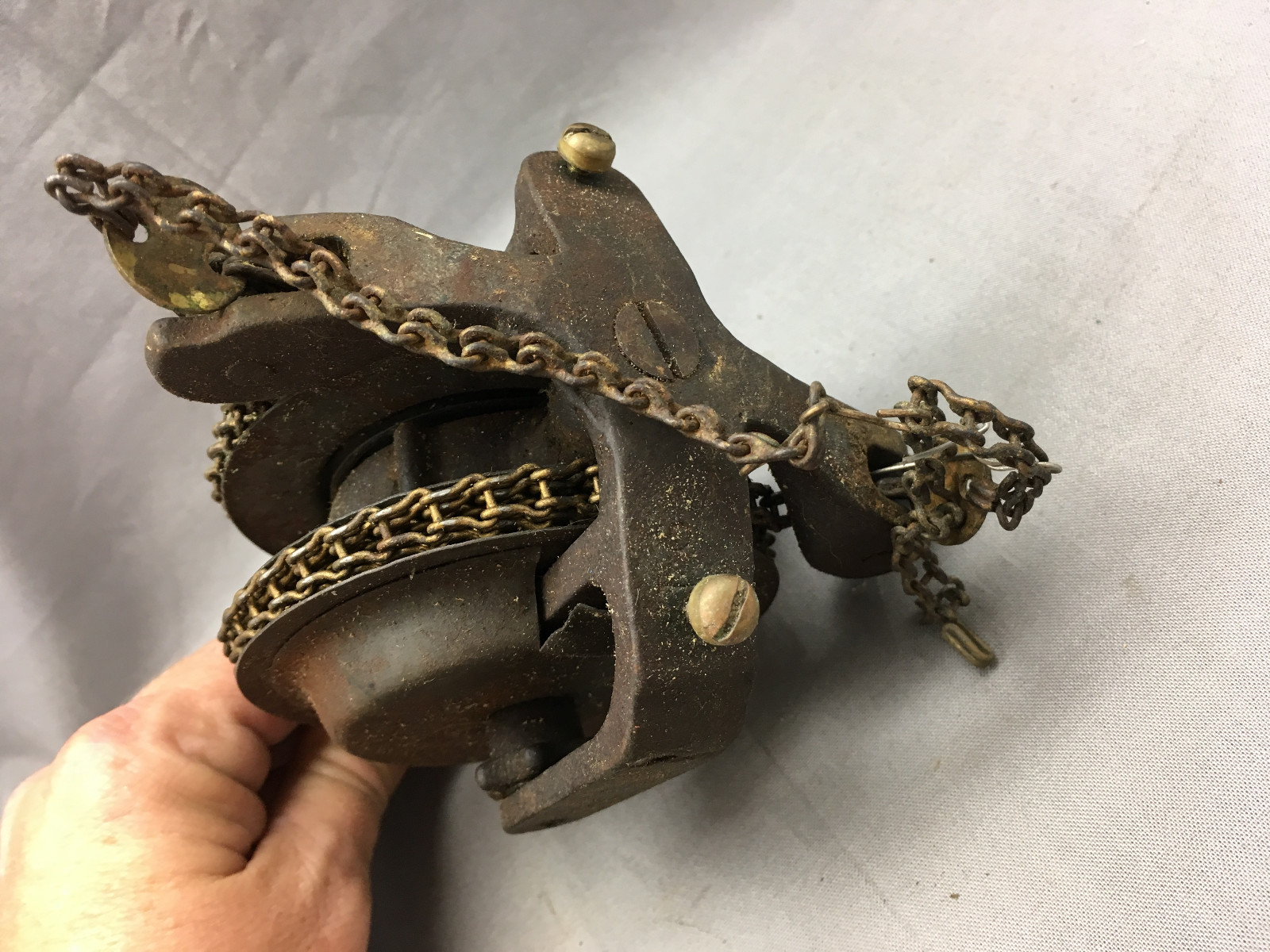 Antique Oil Kerosene Lamp Chain Pulley Clutch Extender