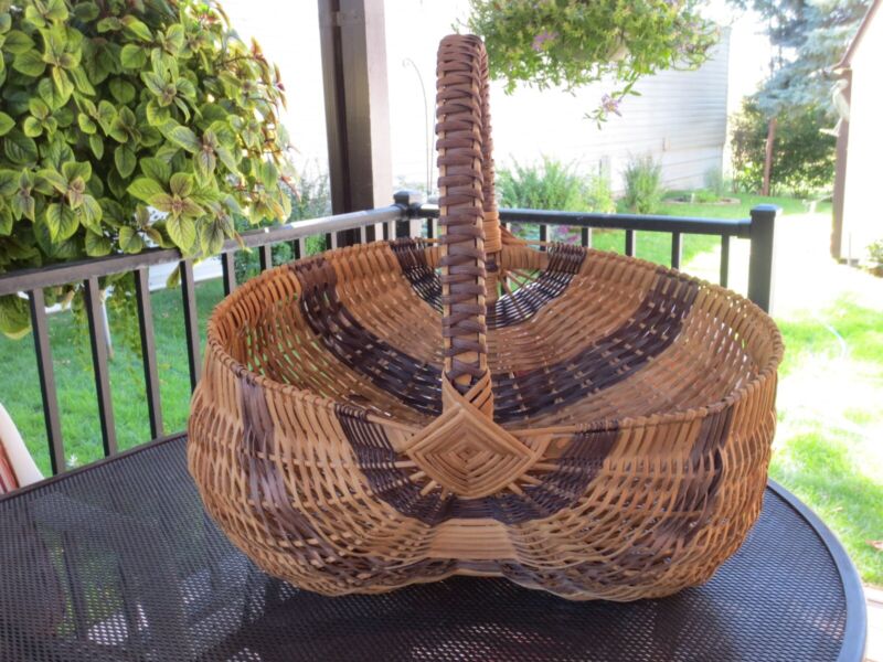 Very Large (huge) Vintage Split Oak Buttocks Gathering Basket, Cherokee?