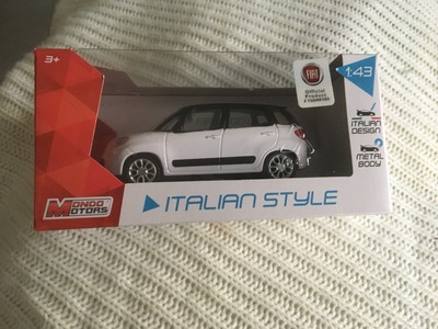 Mondo Motors DieCast 1:43 Italian Style Series Fiat 500L