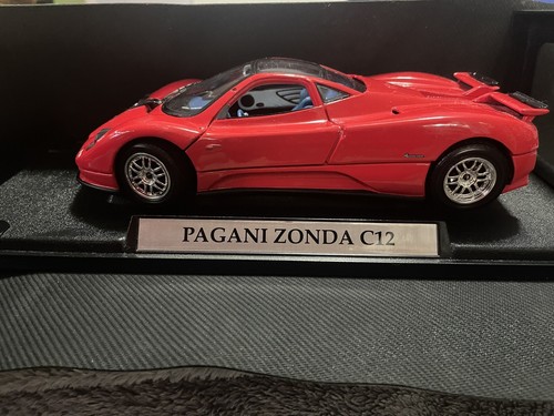 PAGANI ZONDA C12 RED 1:18 DIECAST MODEL CAR BY MOTORMAX
