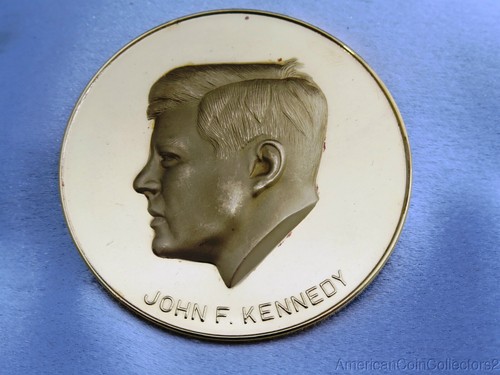 JFK John F Kennedy Rare GOLD Medal 2.6 Ozt / 64 Grams .999 Fine Gold 24k 4868