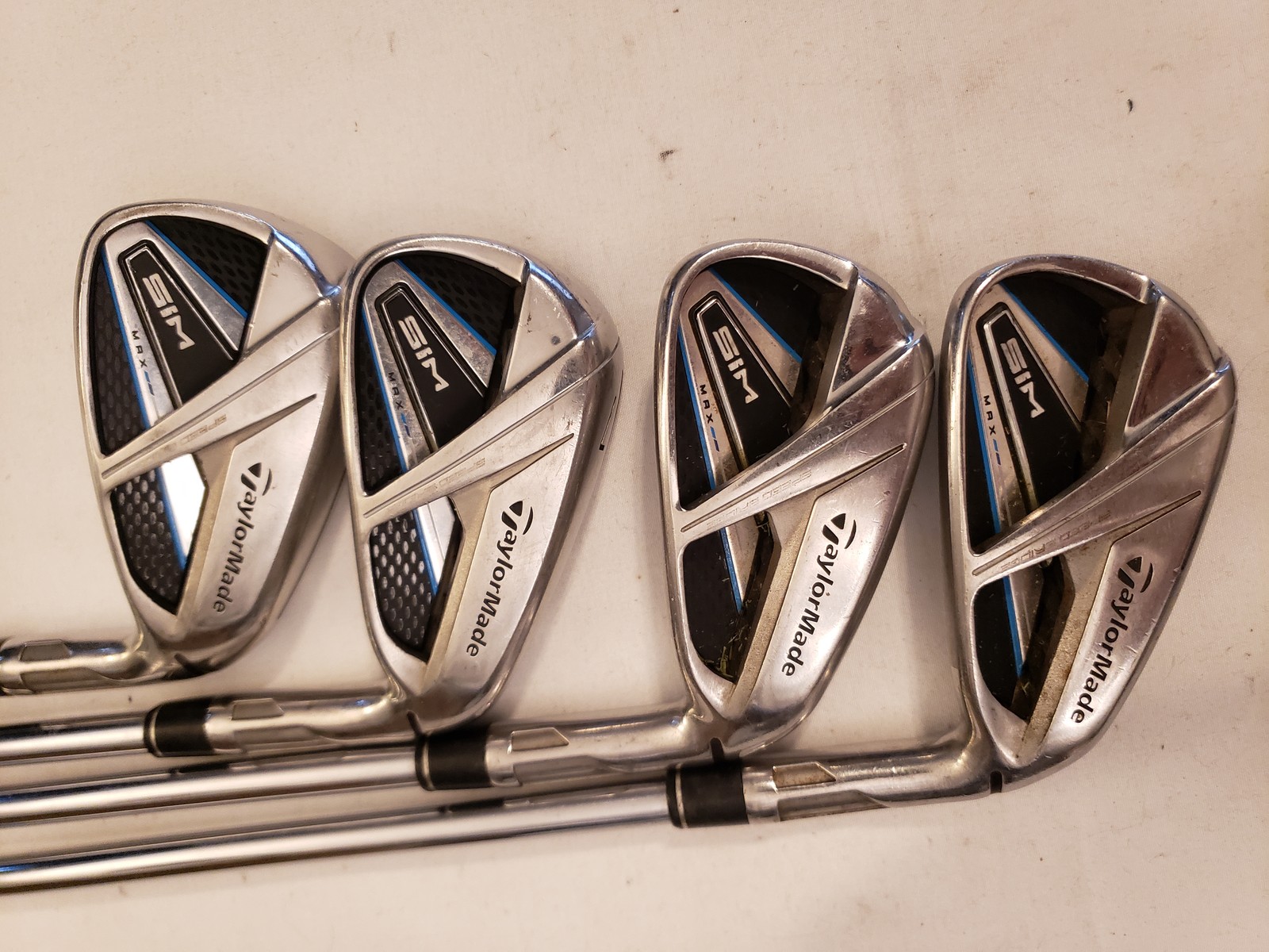 Used TaylorMade Sim Max Iron Set (5-8, PW, AW) 6 Irons - KBS MAX 85 Reg