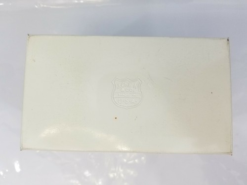 J. Chen & Co. Vintage Daisy Recipe Box Retro Metal