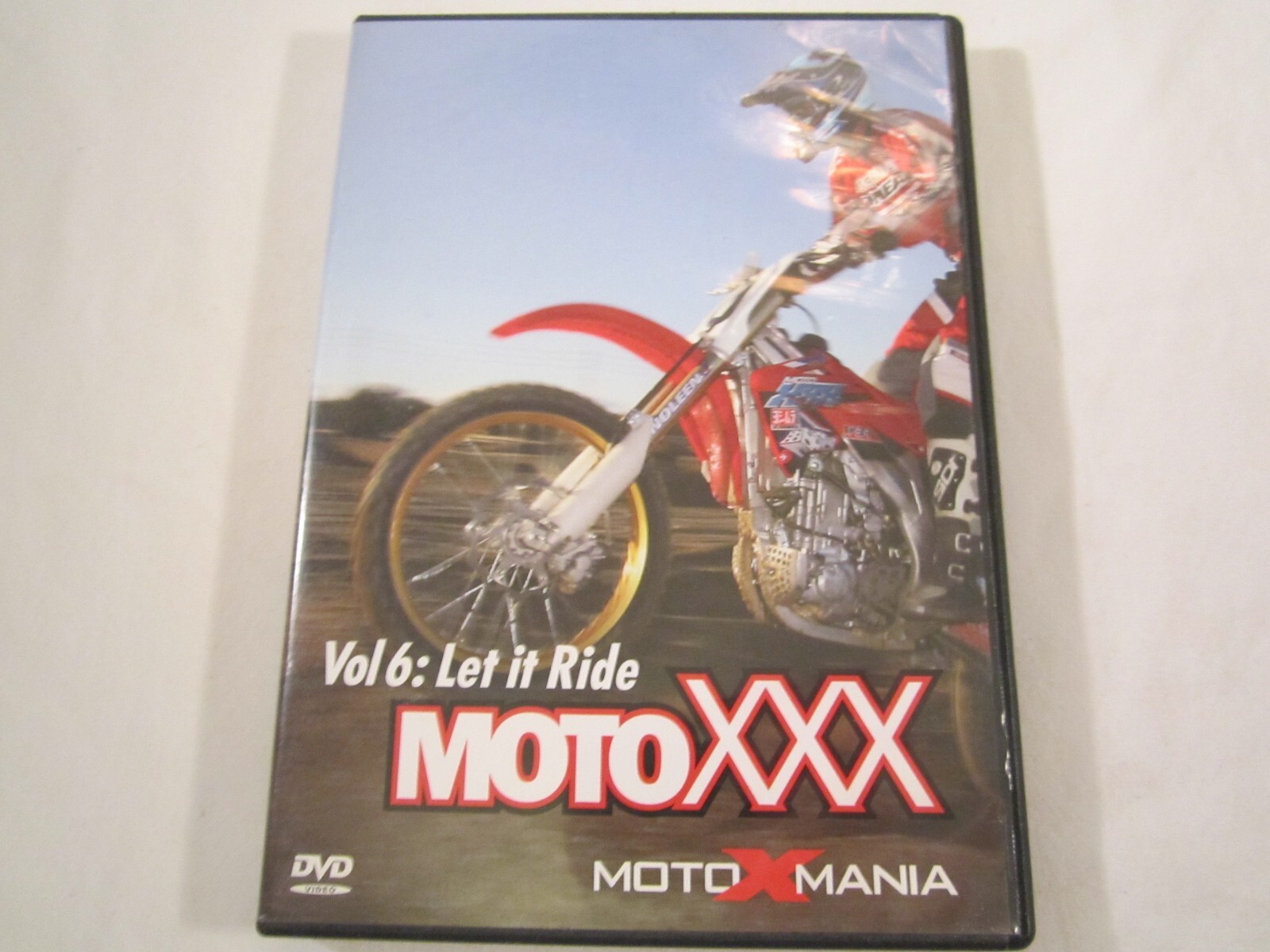 ROSSO ロッソ　　Muddy diamond sessions  DVD ROSSO / MUDDY DIAMOND SESSIONS【DVD】 – UNIVERSAL MUSIC STORE