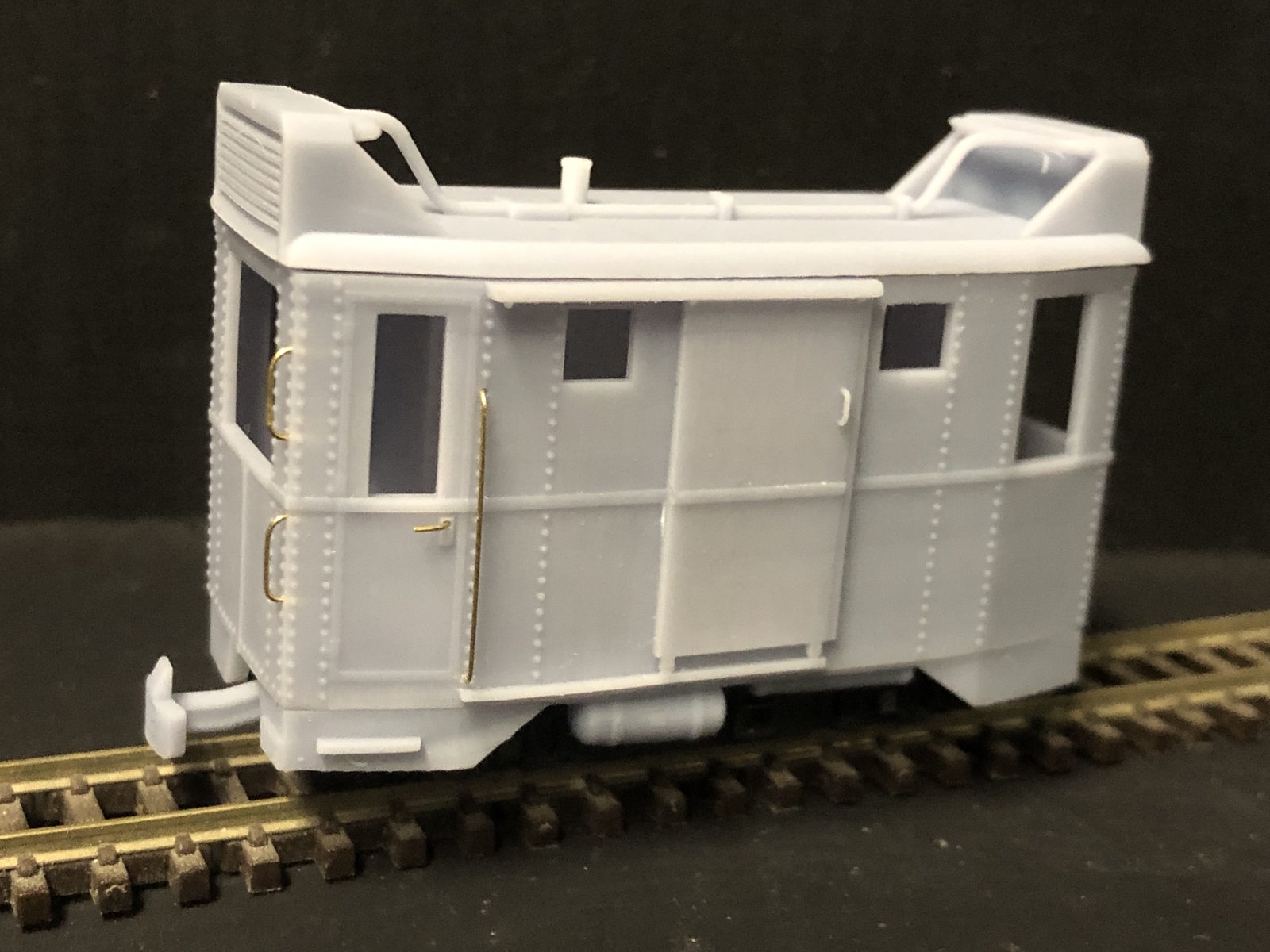 OO9/009 Ganz DMOT Diesel Locomotive that fits onto  the Kato chassis 11-109 - Picture 4 of 12