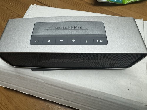 Bose SoundLink Mini Bluetooth Speaker - Silver | eBay Bose SoundLink Mini Bluetooth Speaker - Silver | eBay
