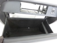 Skoda Octavia 17-20 Handschuhfach Handschuhkasten Skoda Octavia 17-20 09.11.2017 5E1857121D 5E1857121D9B9 gebraucht Vorschau 5