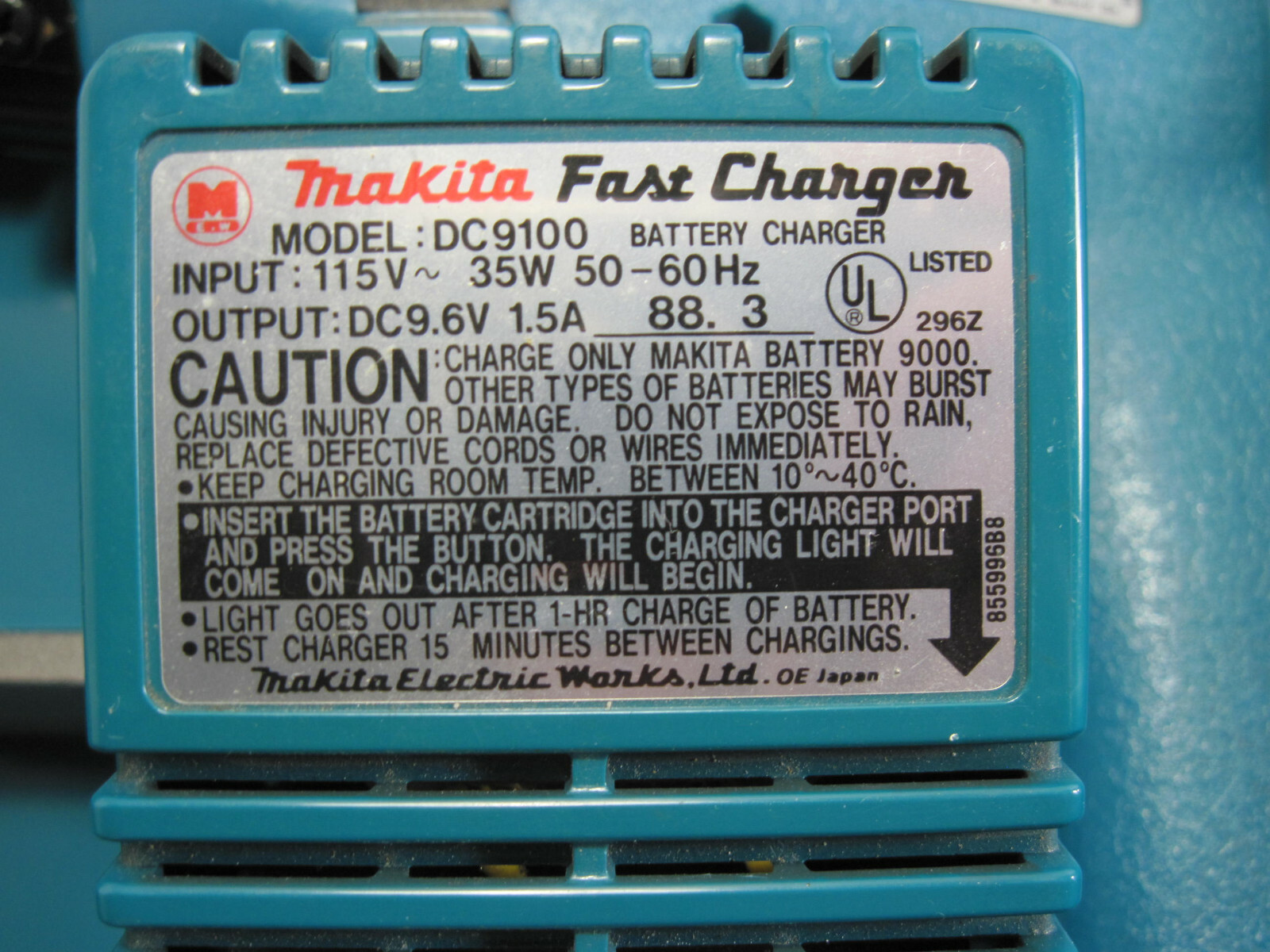 Makita Cordless Driver Drill Model 6093D - Fast Charger Case & Battery Tested