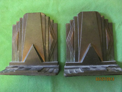 ANTIQUE  ART DECO BRADLEY HUBBARD CAST IRON LG BUILDING DESK BOOKENDS