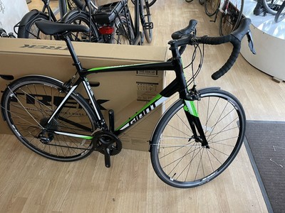 Giant Contend Bike M/L 56cm