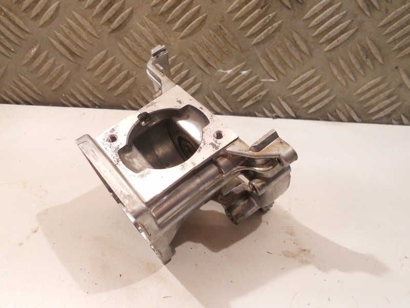 Shindaiwa C226s / S09-21d - Carters Moteur Avec Visserie