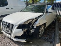 Audi A3 2.0tdi cab spares or repairs accident damaged non runner