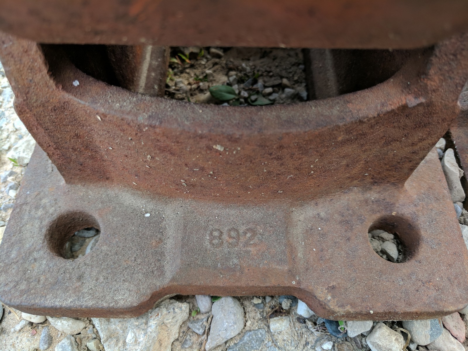 3 Vintage Bassick 892 Industrial Plate Casters 3