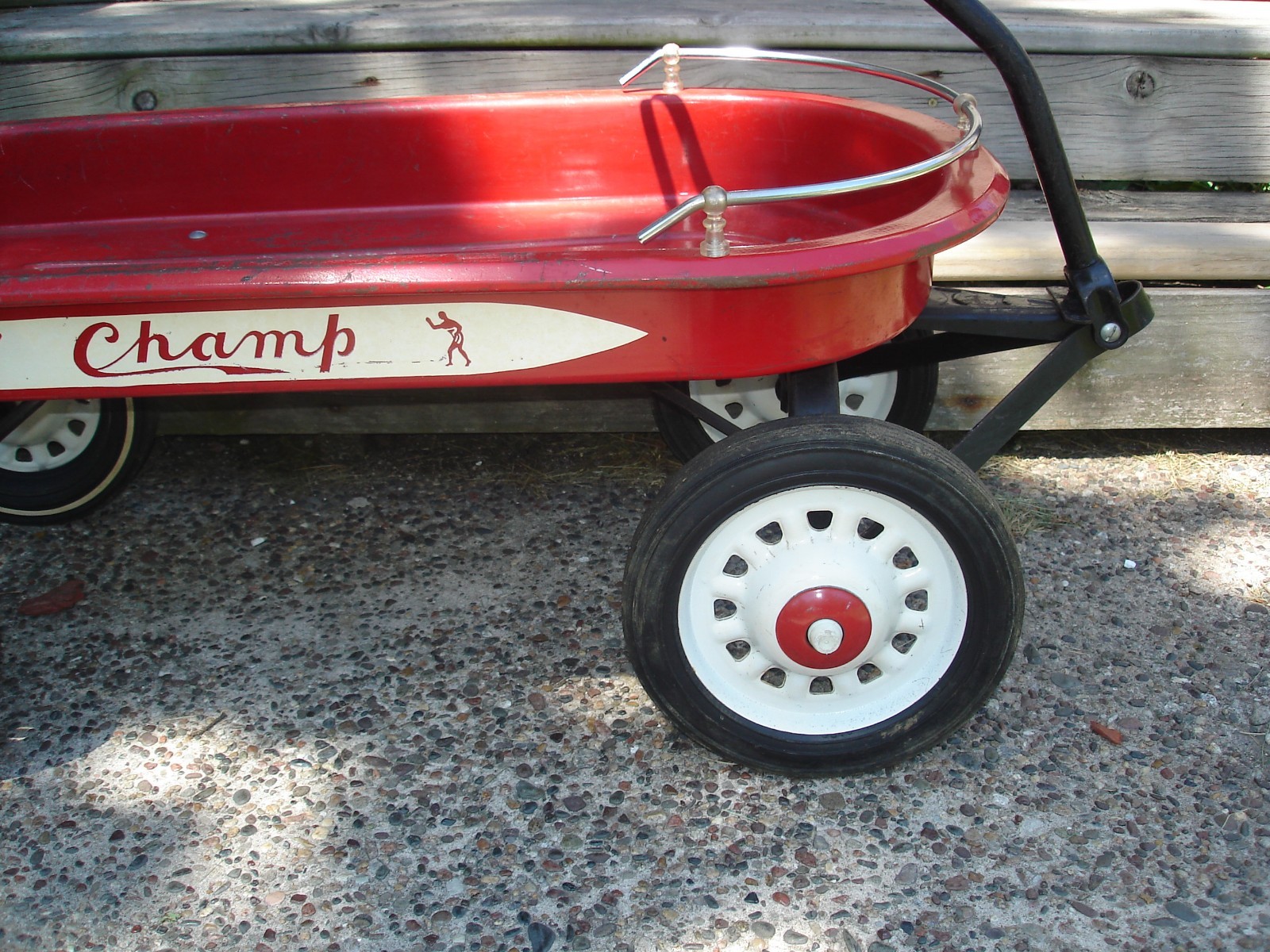 VINTAGE GARTON CHAMP Metal Pull Toy Wagon Spoke Rim Hard Rubber Tires