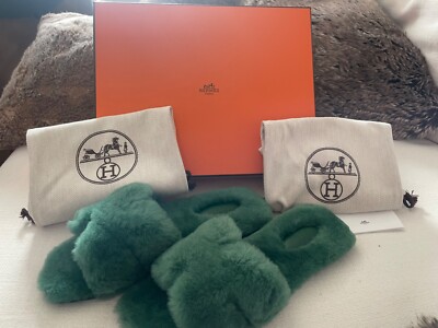 100% Authentic  BNIB HERMES Woolskin Oran Sandals 37.5  VERT ANGLAIS Green