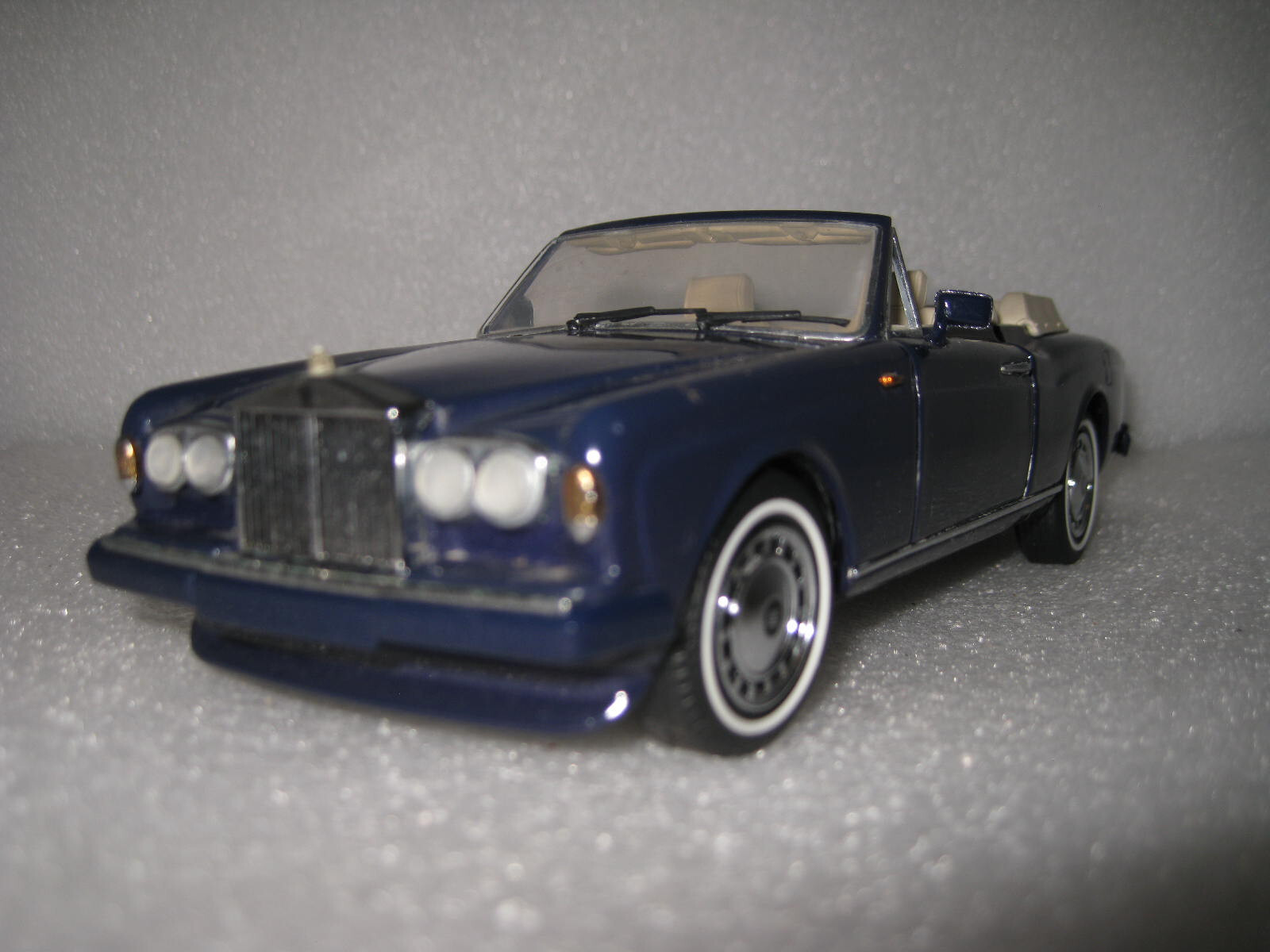 1/24 FRANKLIN MINT PRECISION MODELS 1993 ROLLS ROYCE CONICHE