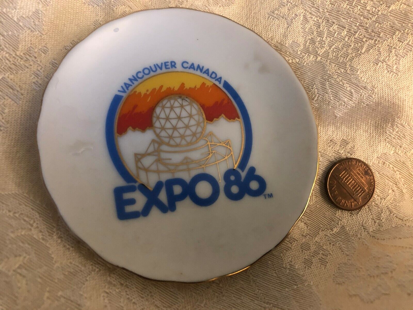 1986 WORLD EXPO 86 PLATE SOUVENIR VANCOUVER CANADA 3 1/1