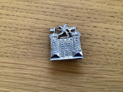 Obsolete Suffolk Constabulary collar badges, Obsolete collar badges X 3