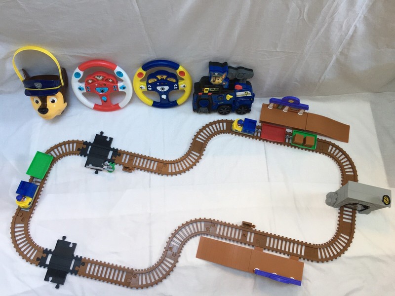 paw patrol adventure bay toy