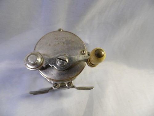 RARE! VINTAGE WINCHESTER #2442 FISHING REEL! | eBay