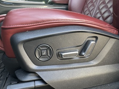 image 4 of interior