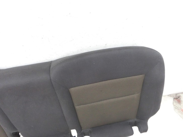 Audi Q3 8U 11-14 Sitzpolster Sitzkissen Sitzbezug Rücksitzbank Stoff Audi Q3 8U 11-14 25.04.2013 8U0885405C gebraucht Bild 5